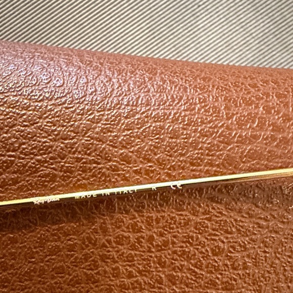 Ray-Ban Gold Frame Aviator Sunglasses with Dark Green/Gray Lenses - RB3025 - Picture 9 of 9